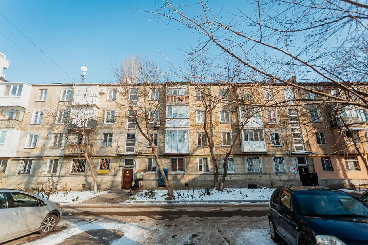 Chișinău Botanica str. Pandurilor 9