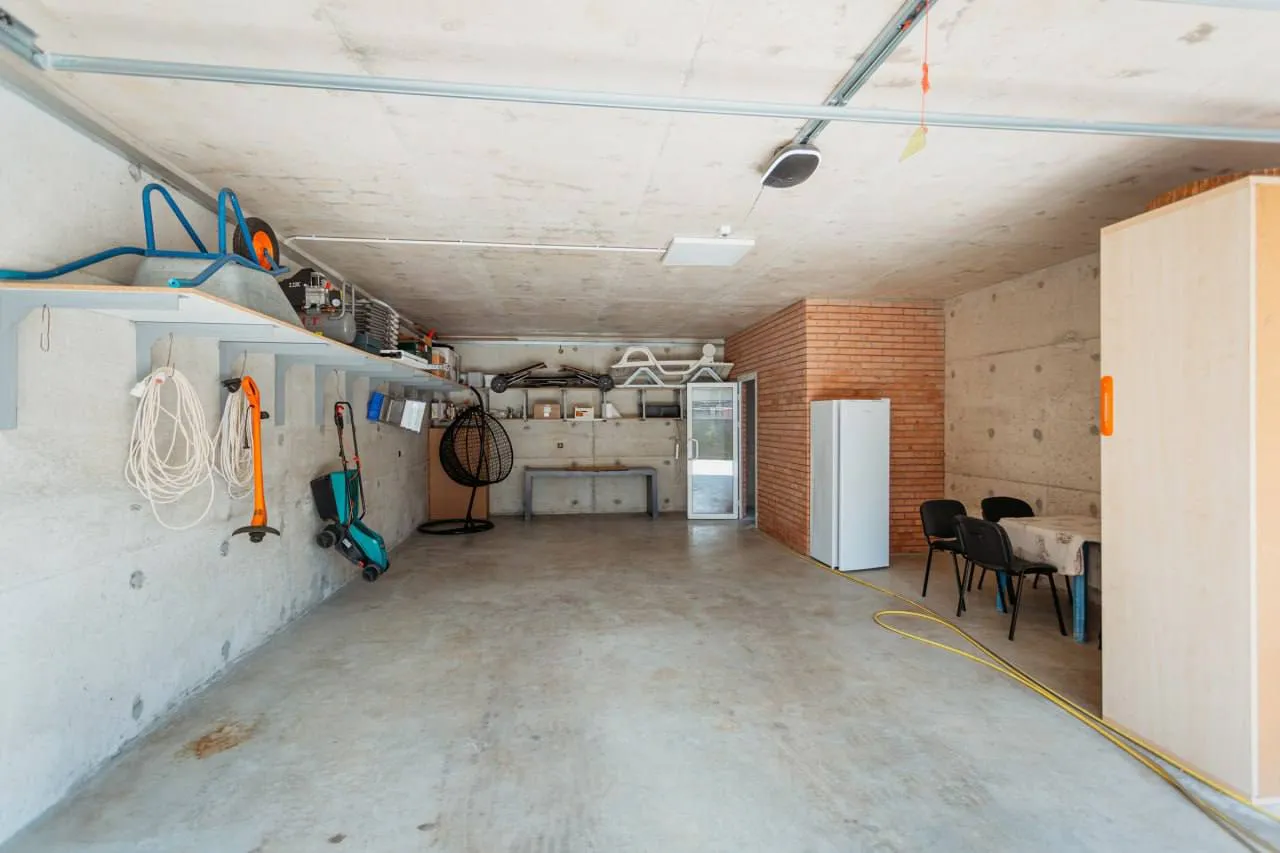 Chișinău Centru str. Caișelor 13