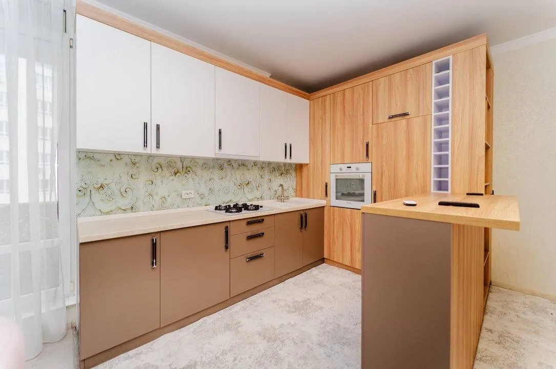 Liviu Deleanu 10/1  15