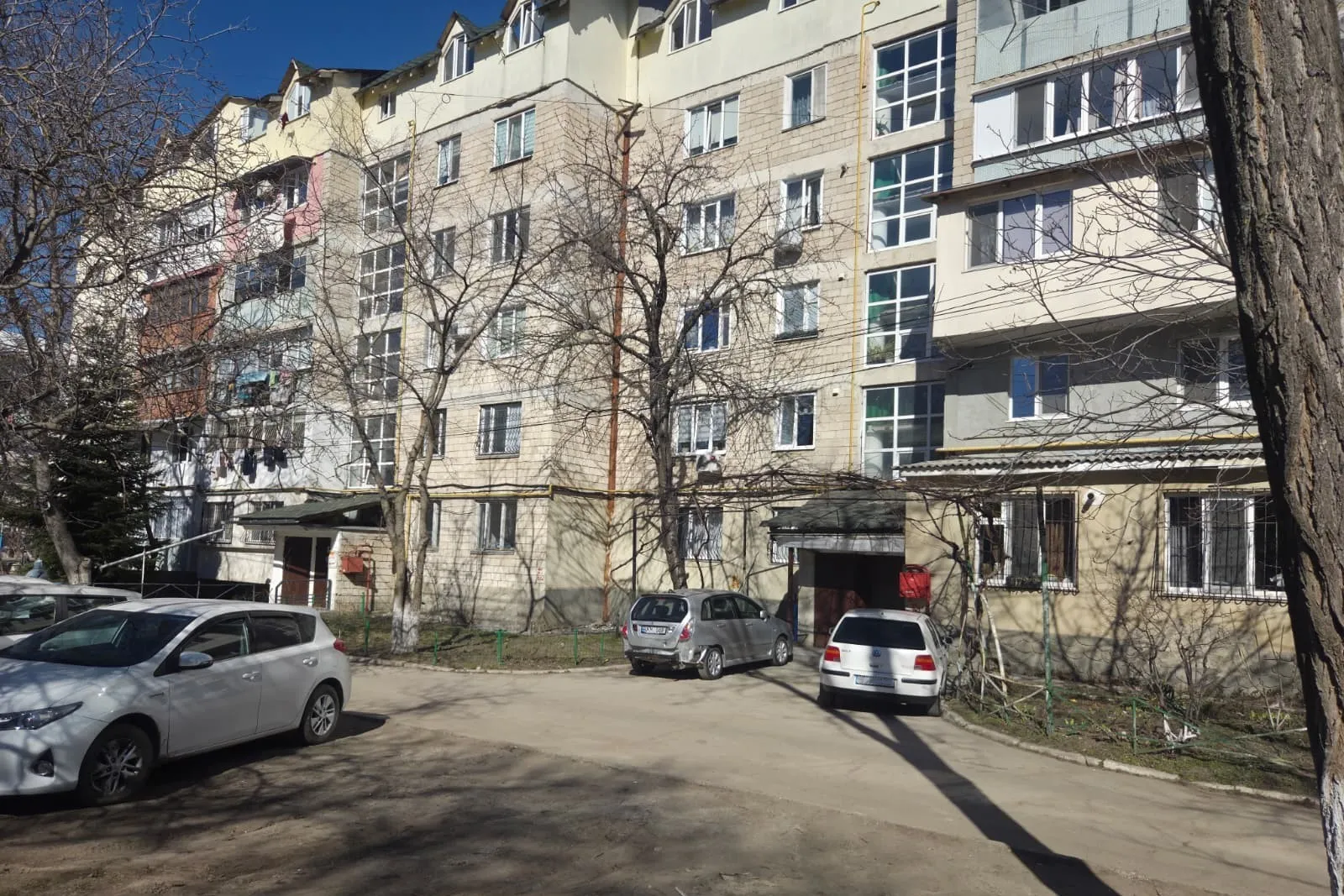 Chișinău Botanica str. Independenței 8