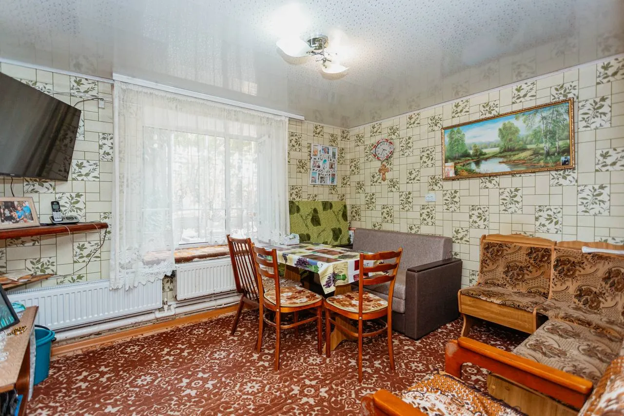 Anenii Noi Centru str. Ion Soltîs 9