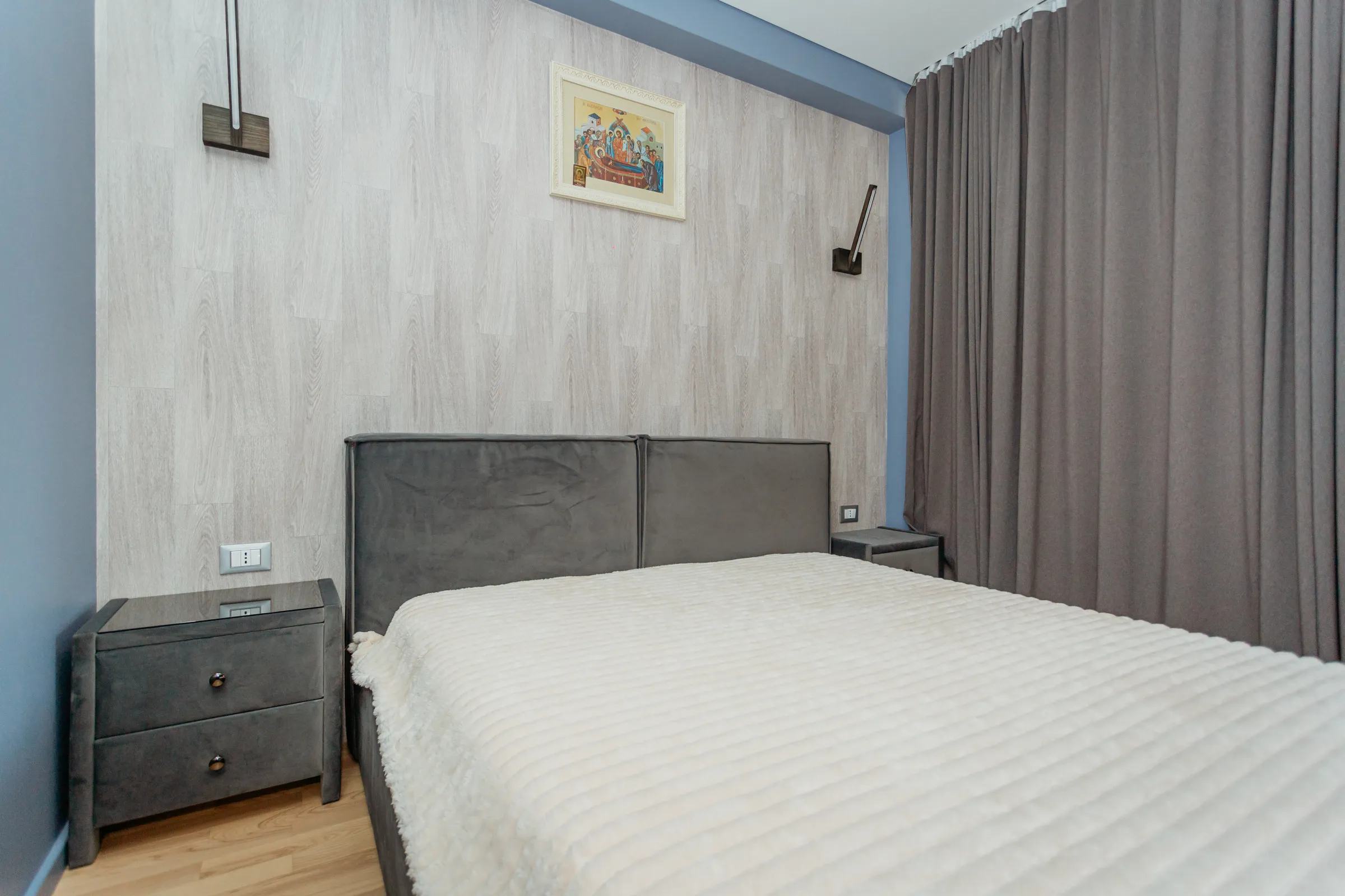 Ialoveni, Centru str. Alexandru cel Bun 4