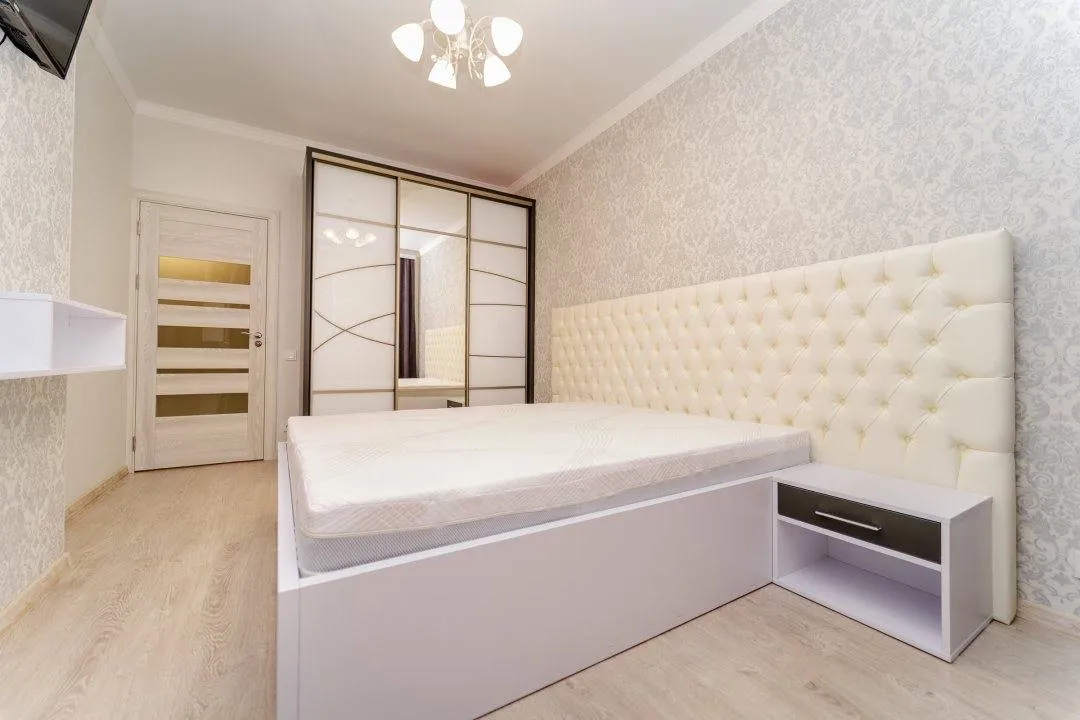 Liviu Deleanu 10/1  7