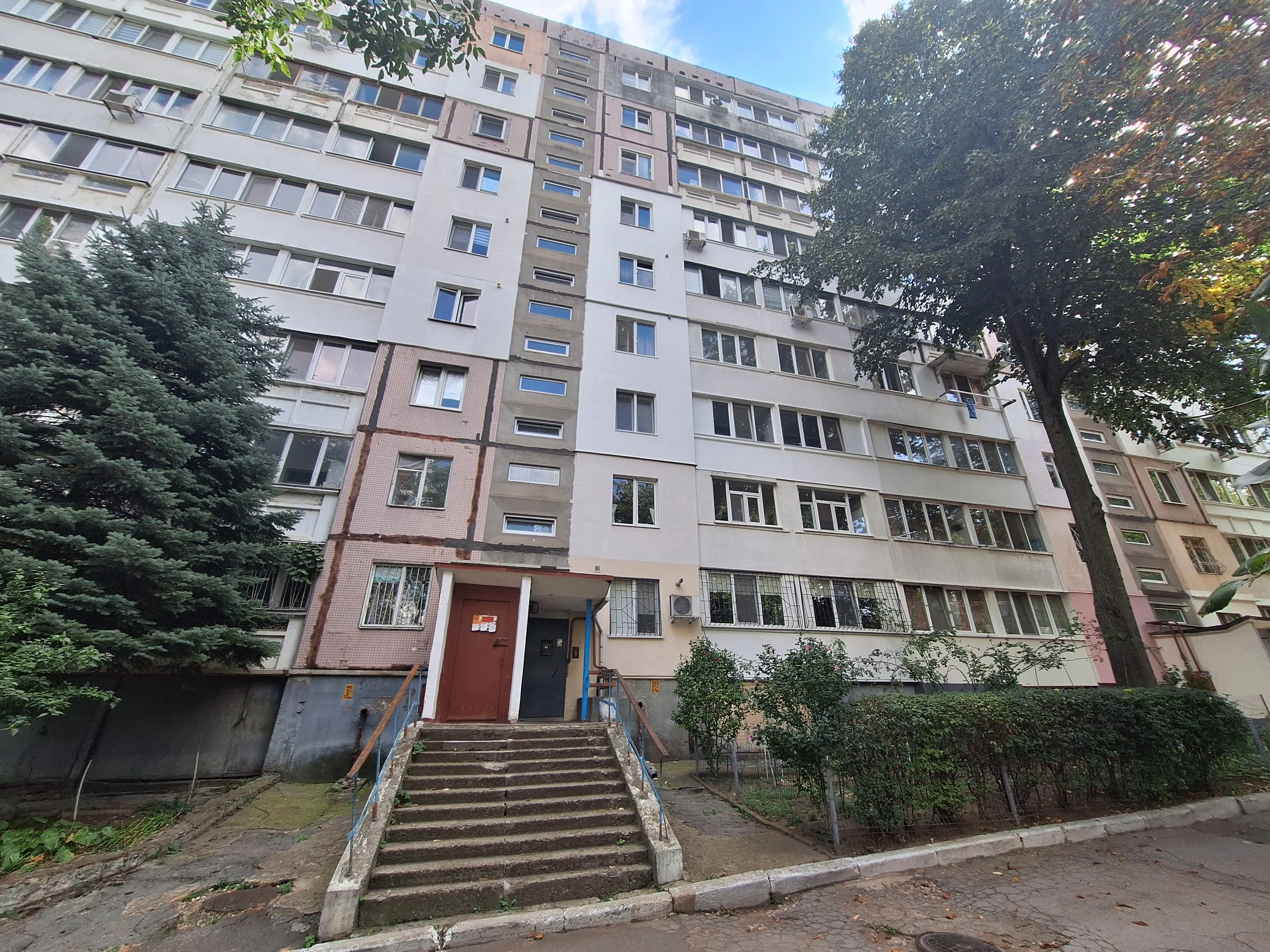 Chișinău Botanica bd. Traian 11