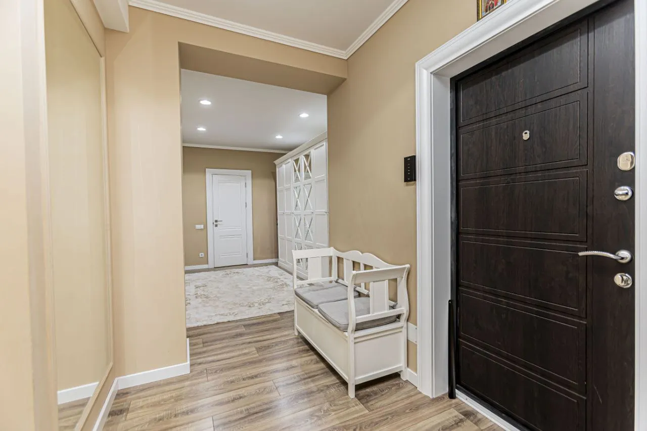 Chișinău Telecentru, str. Sprîncenoaia 7