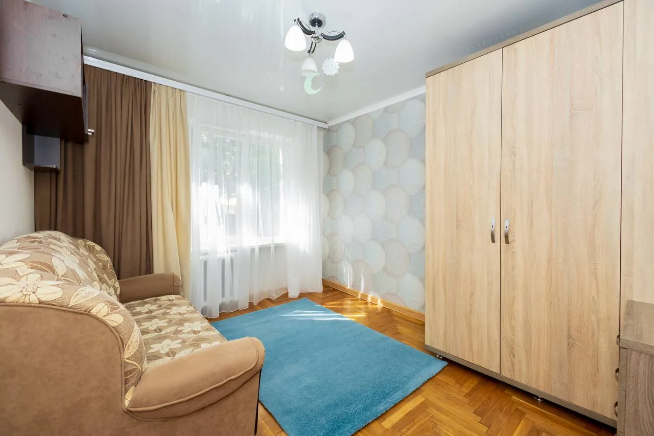 Кишинев Чокана ул. Джинта Латинэ 3