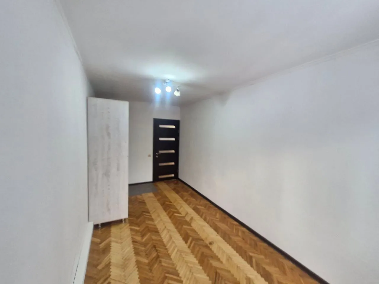 Chișinău Botanica str. Nicolai Zelinski 5