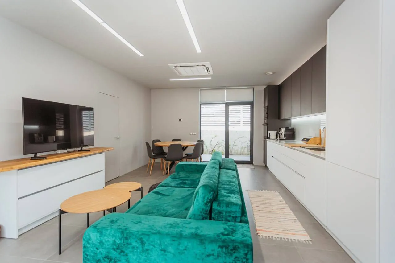 Chișinău Centru str. Caișelor 6