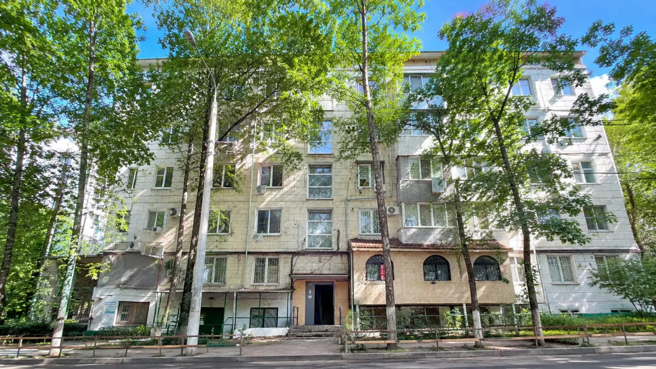 Chișinău Botanica str. Nicolae Zelinski 10