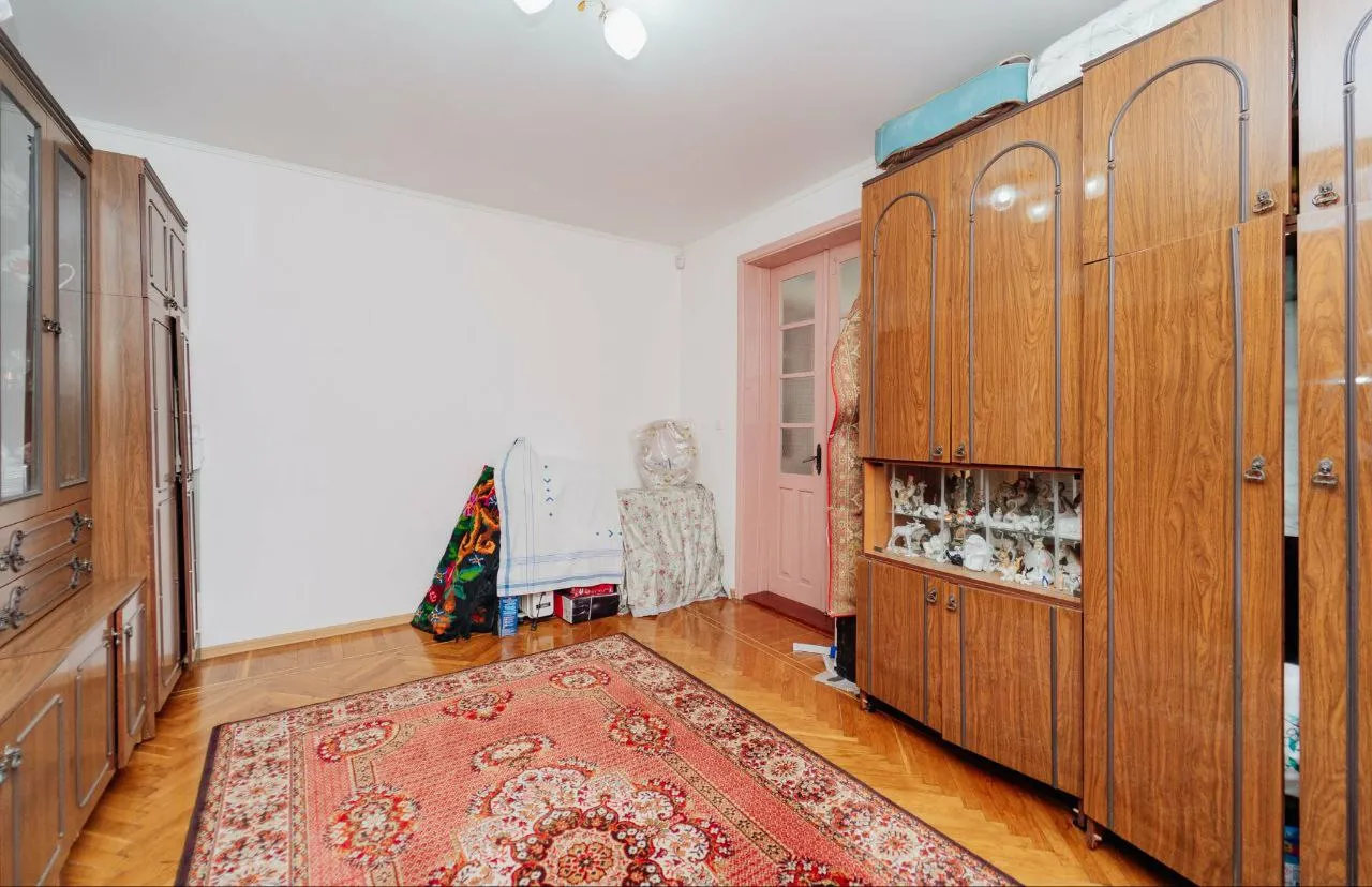 Chişinău Codru str. Cîmpului  12