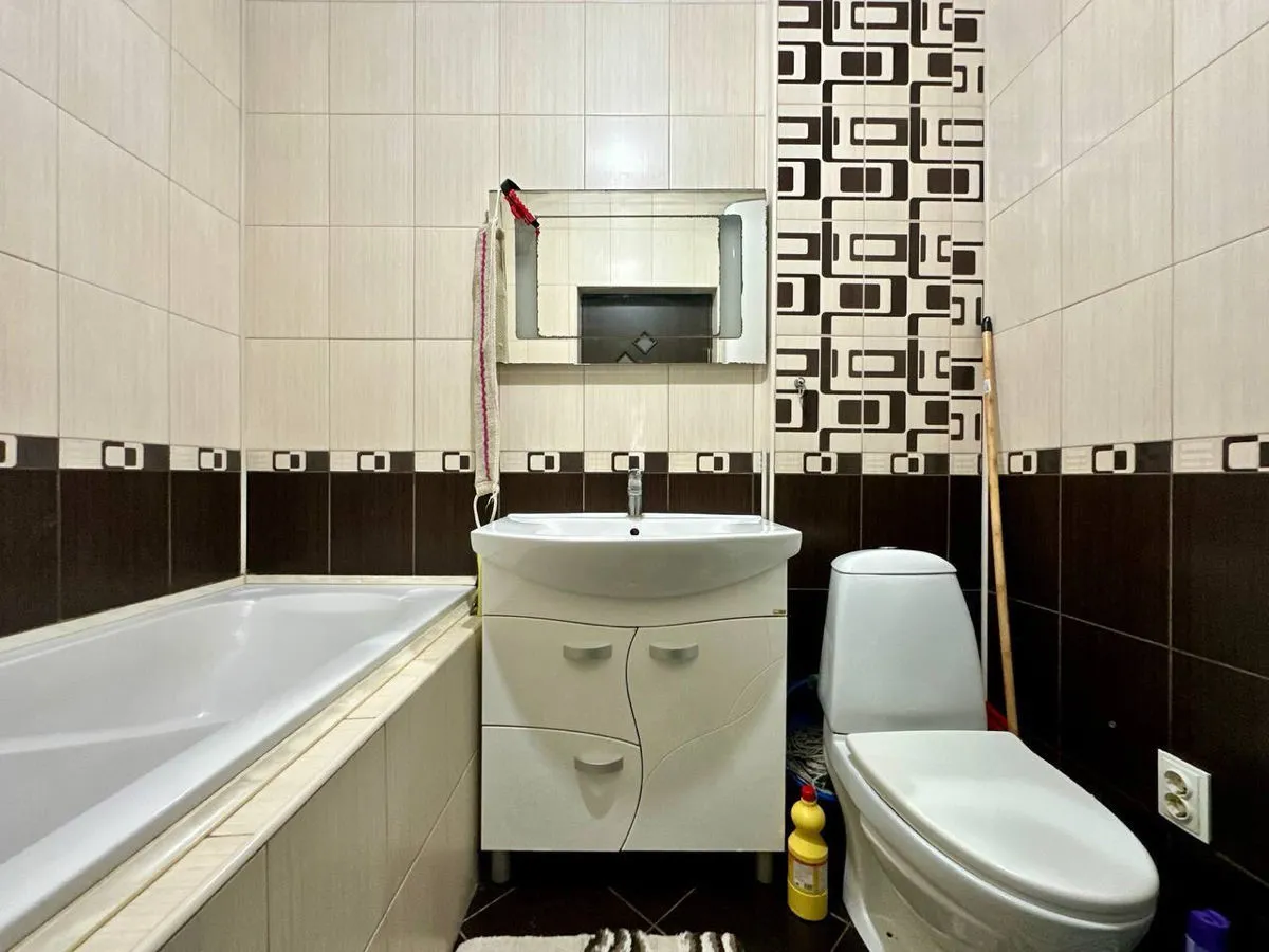 Chișinău str. Gheorghe Asachi 4