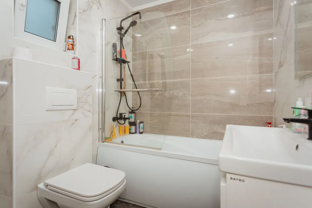 Anenii Noi Chetrosu str. Plopului 9