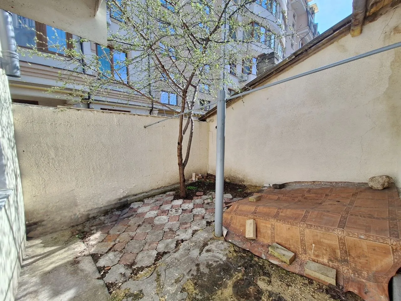 Chișinău str. Vlaicu Pârcălab 10