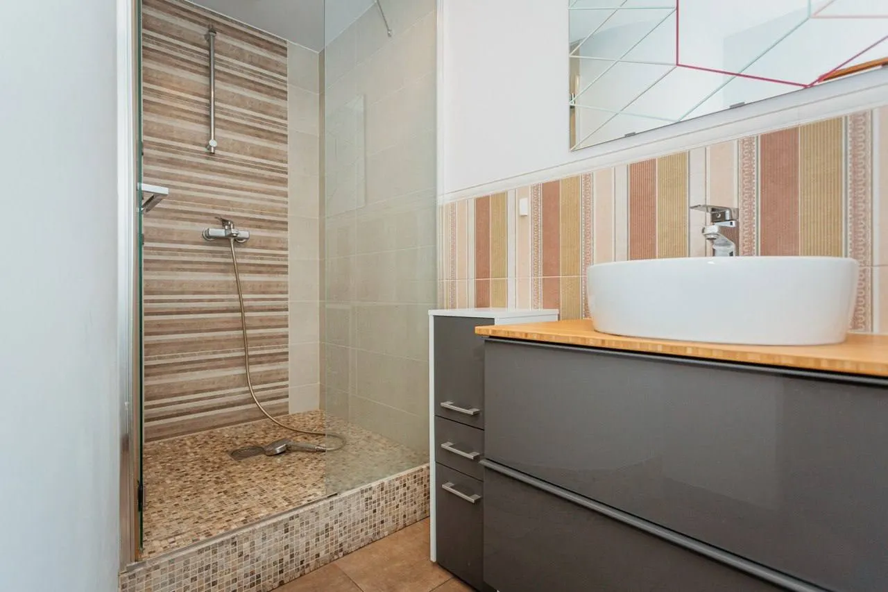 Chișinău Centru str. Melestiu  11