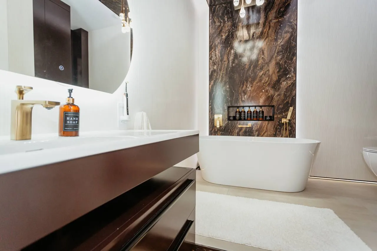 Chișinău Buiucani str. Liviu Deleanu 13