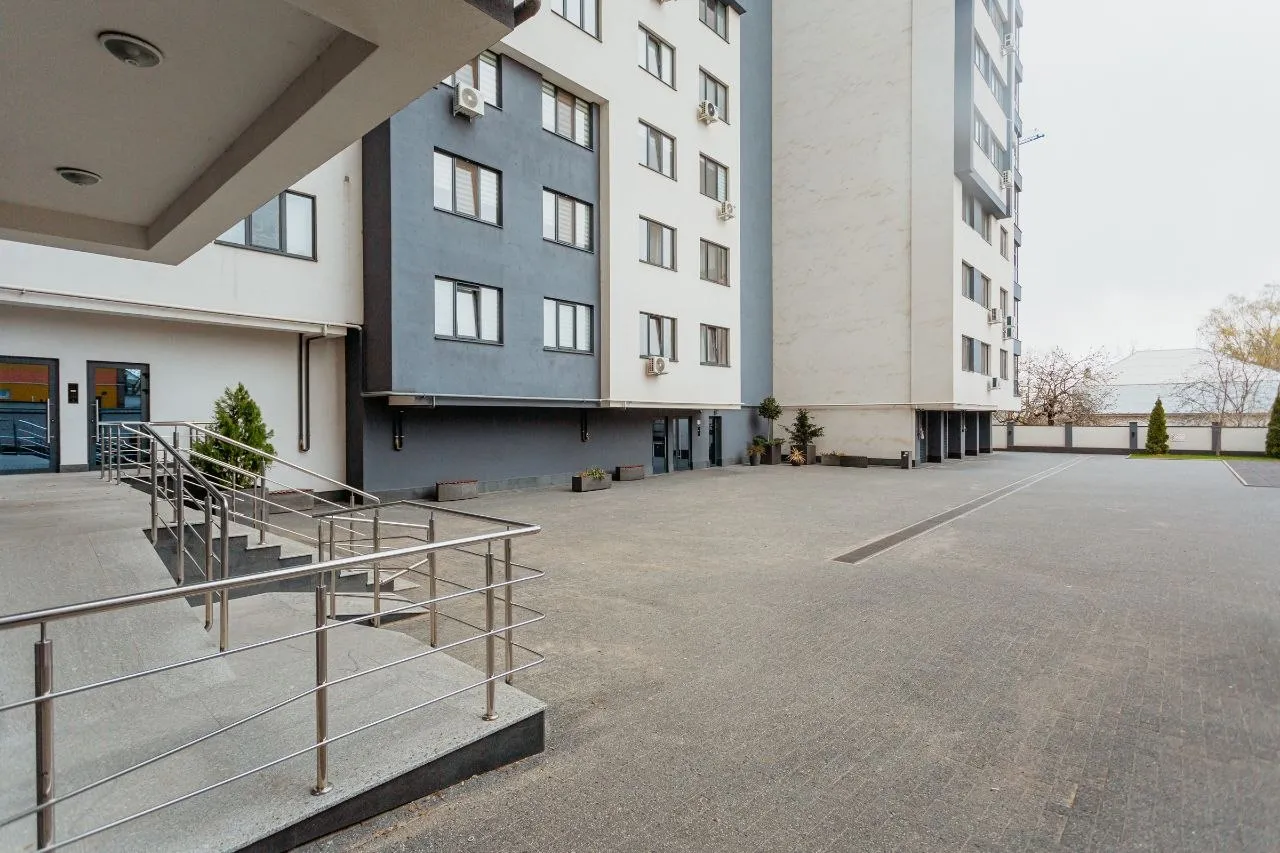 Chișinău Buiucani str. Paris 9