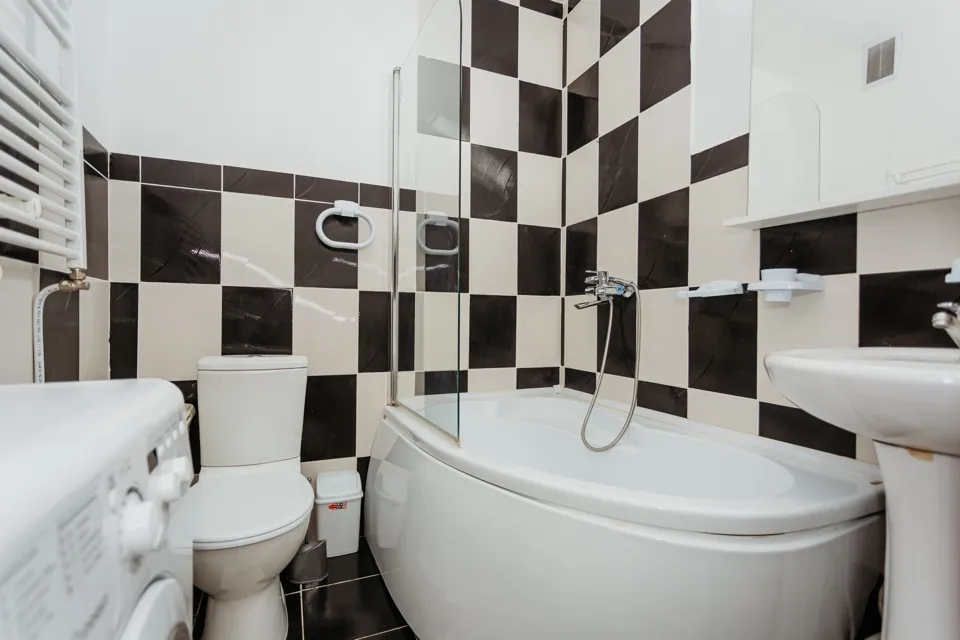 Chișinău Ciocana bd. Mircea cel Bătrân 6