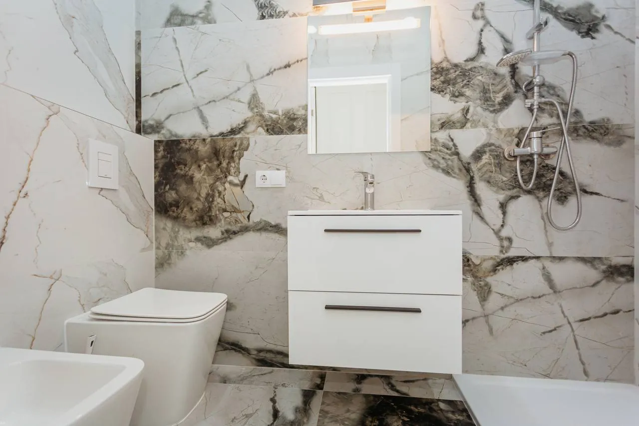 Chișinău Buiucani str. Alba Iulia 14