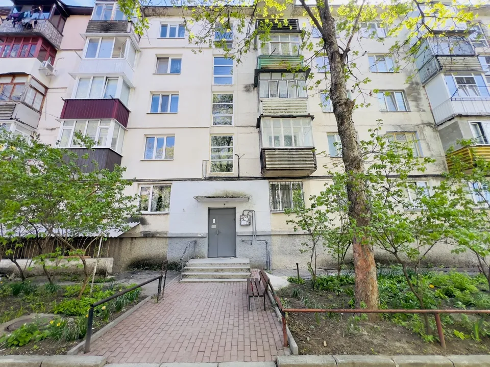 Chișinău Rîșcani str. Florilor 10