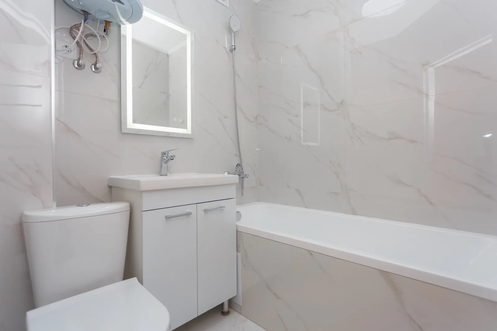 Chișinău Rîșcani str. Miron Costin 6