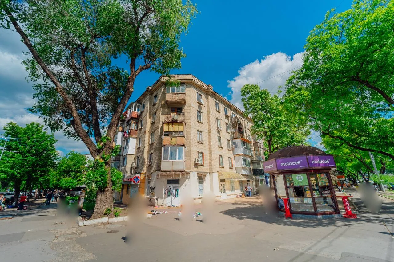 Chișinău Centru bd. Iuri Gagarin  12