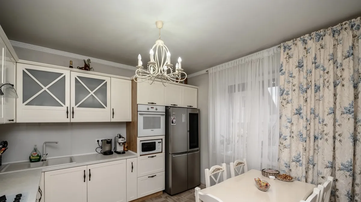 Chișinău Grătiești str. Nucarilor 6