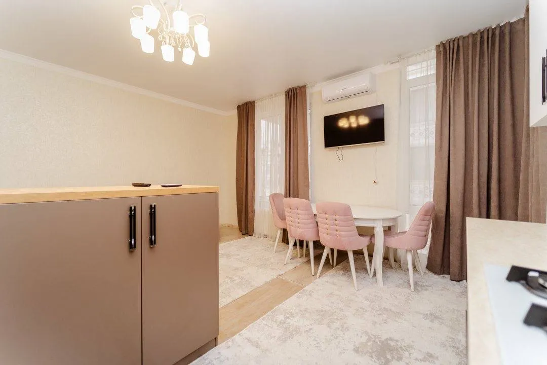 Liviu Deleanu 10/1  16