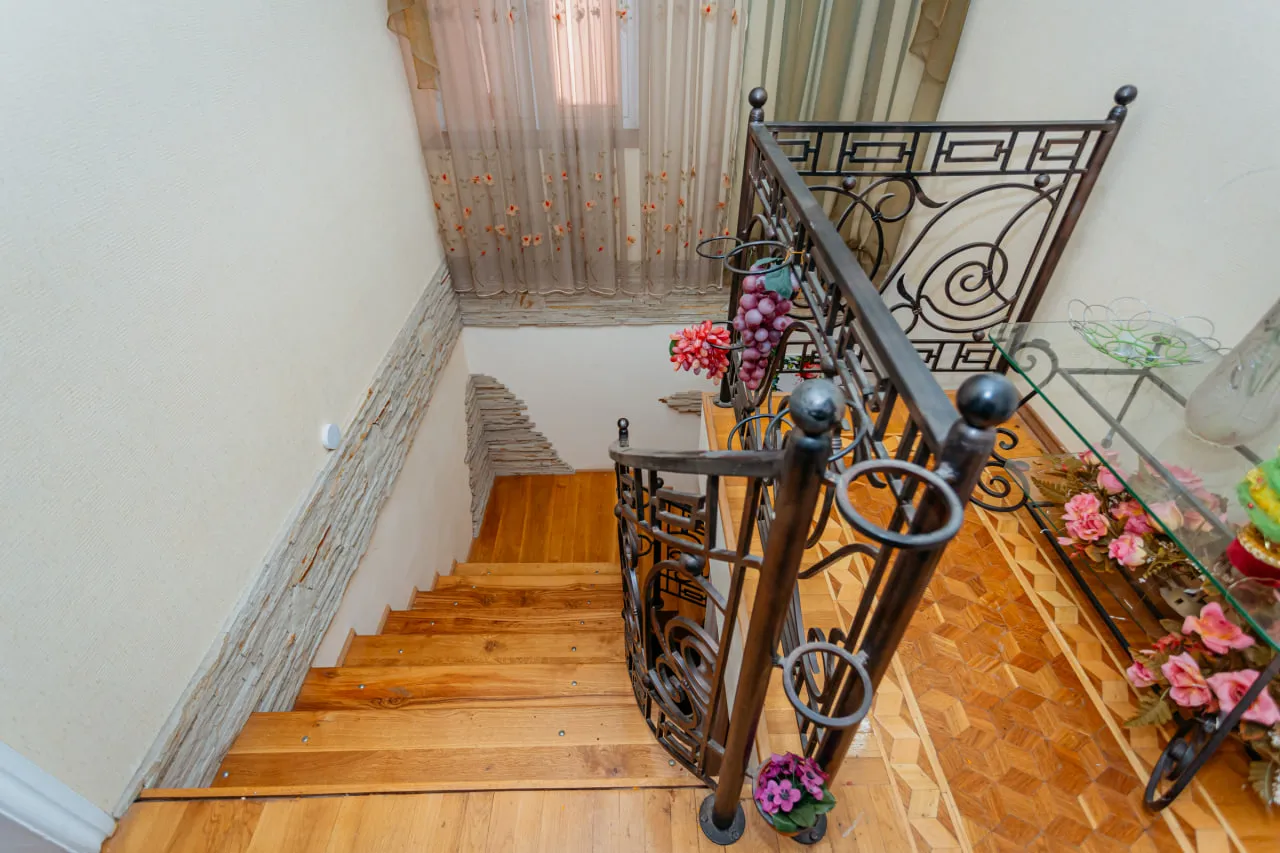 Chișinău Telecentru str. Crizantemelor 6