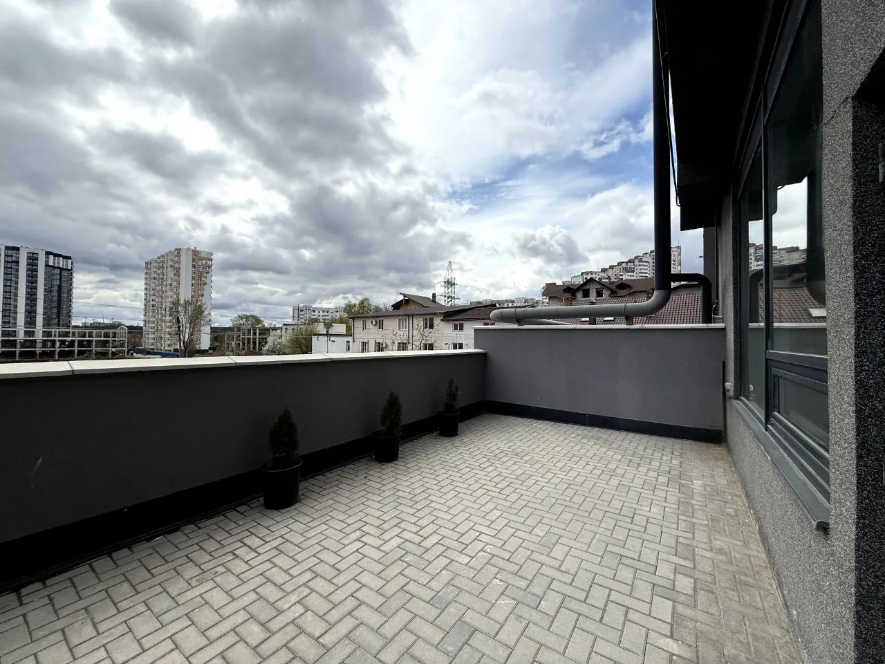 Chișinău Botanica str. Burebista 5