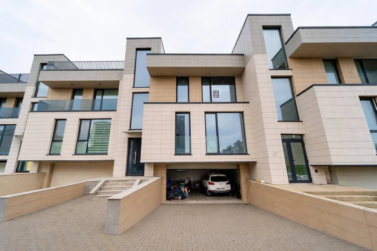 Chișinău Botanica str. Pășunilor 2