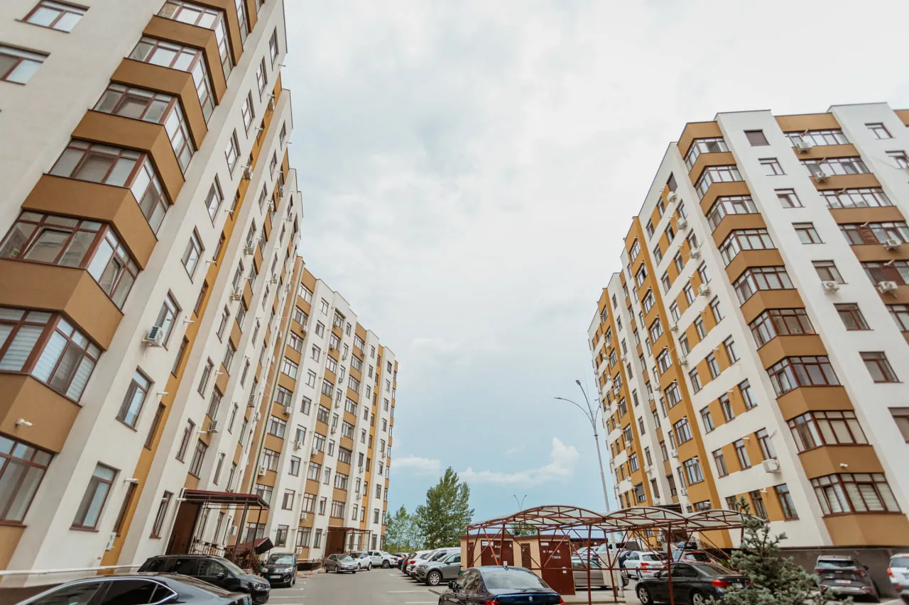 Chișinău Botanica str. Grenoble 15