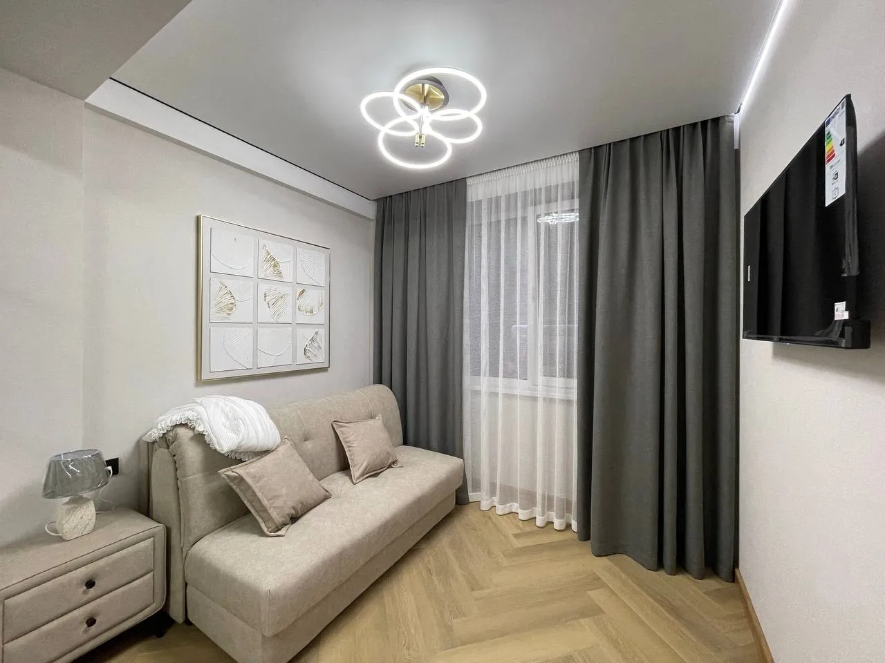 Ialoveni, Centru str. Grigore Vieru 5