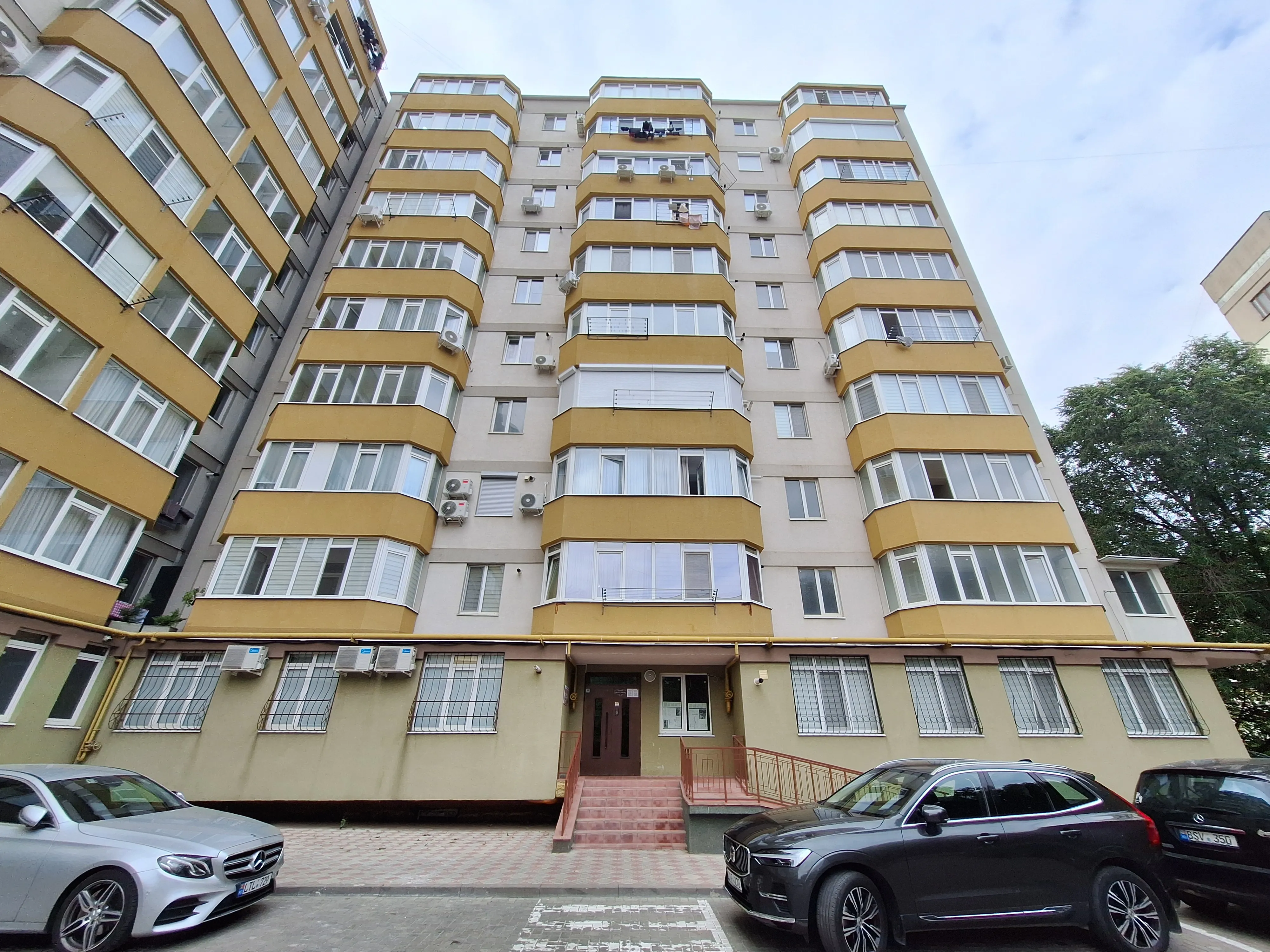 Chișinău Botanica bd. Dacia 9