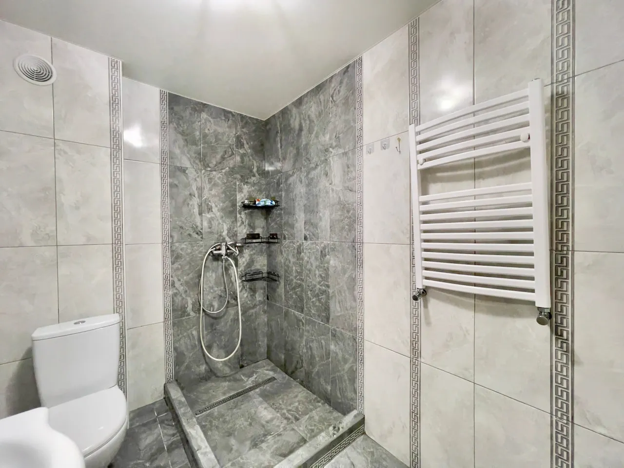 Ialoveni, Centru str. Prieteniei 10