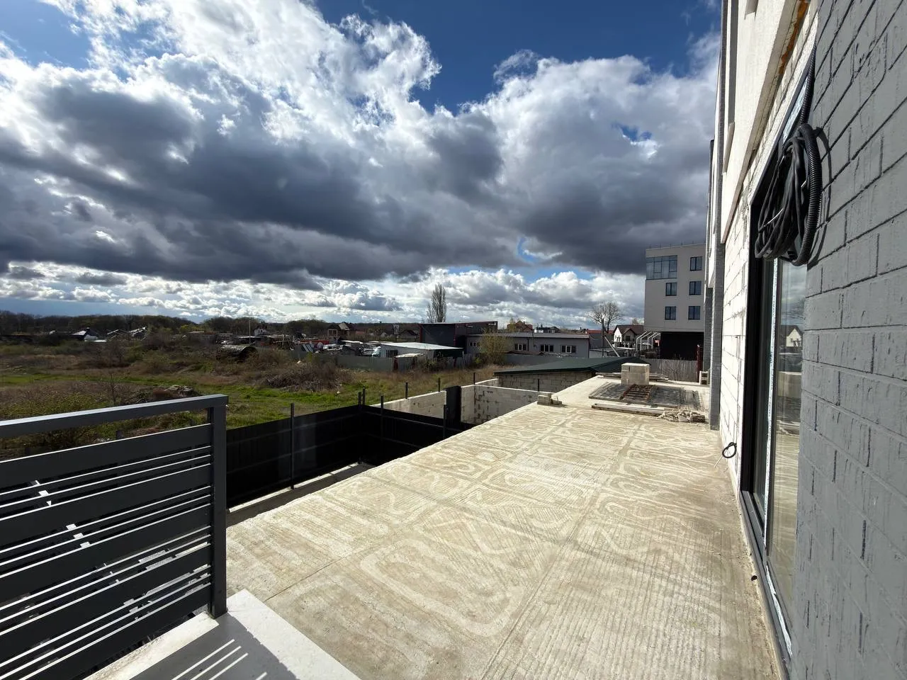 Chișinău Dumbrava, Poiana Domnească str. Tricolorului 12