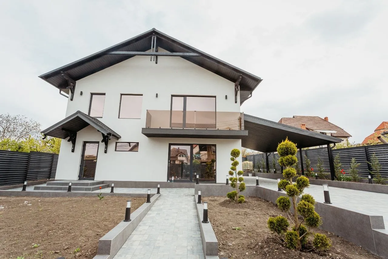 Chișinău Codru str. Potîrnichii  1