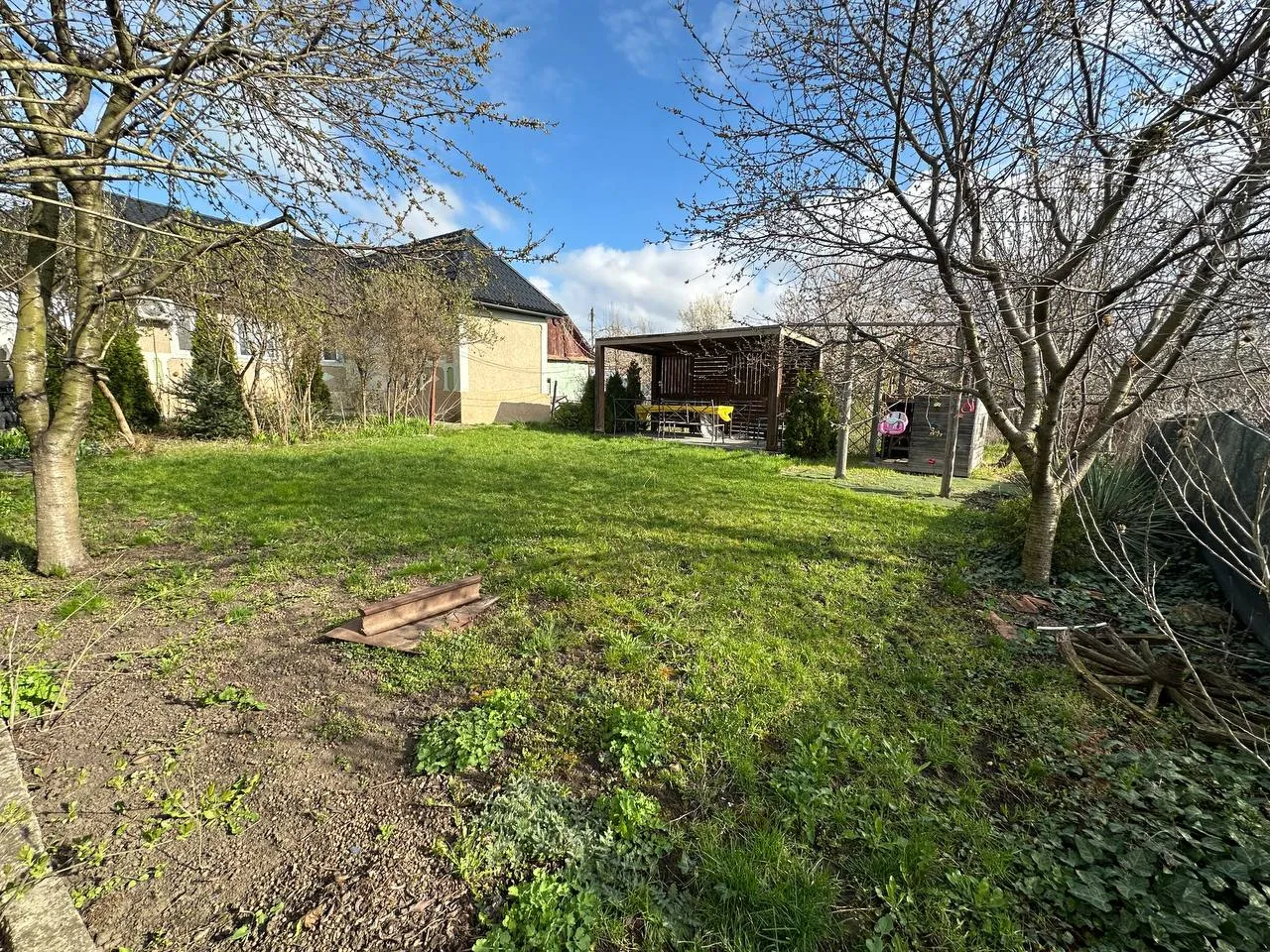 Strășeni Cojușna str. Mihai Eminescu 11