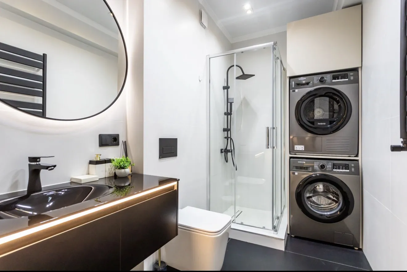 Str. Calea Iesilor 6 C  1