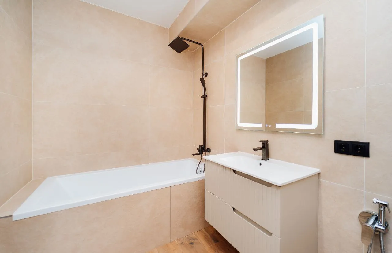 Chișinău Botanica str. Ghica Vodă 12