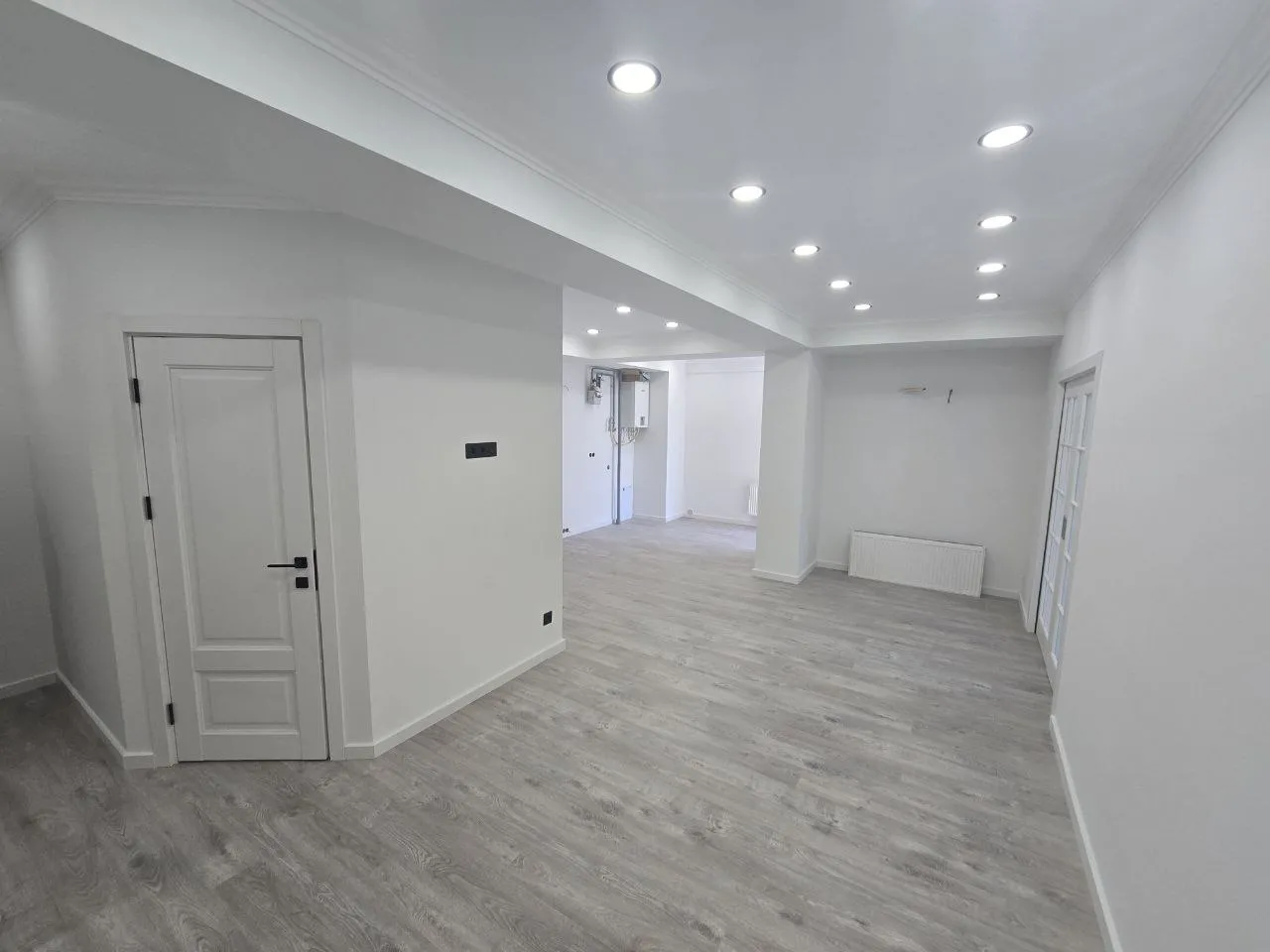 Chișinău Buiucani str. Alba Iulia 8