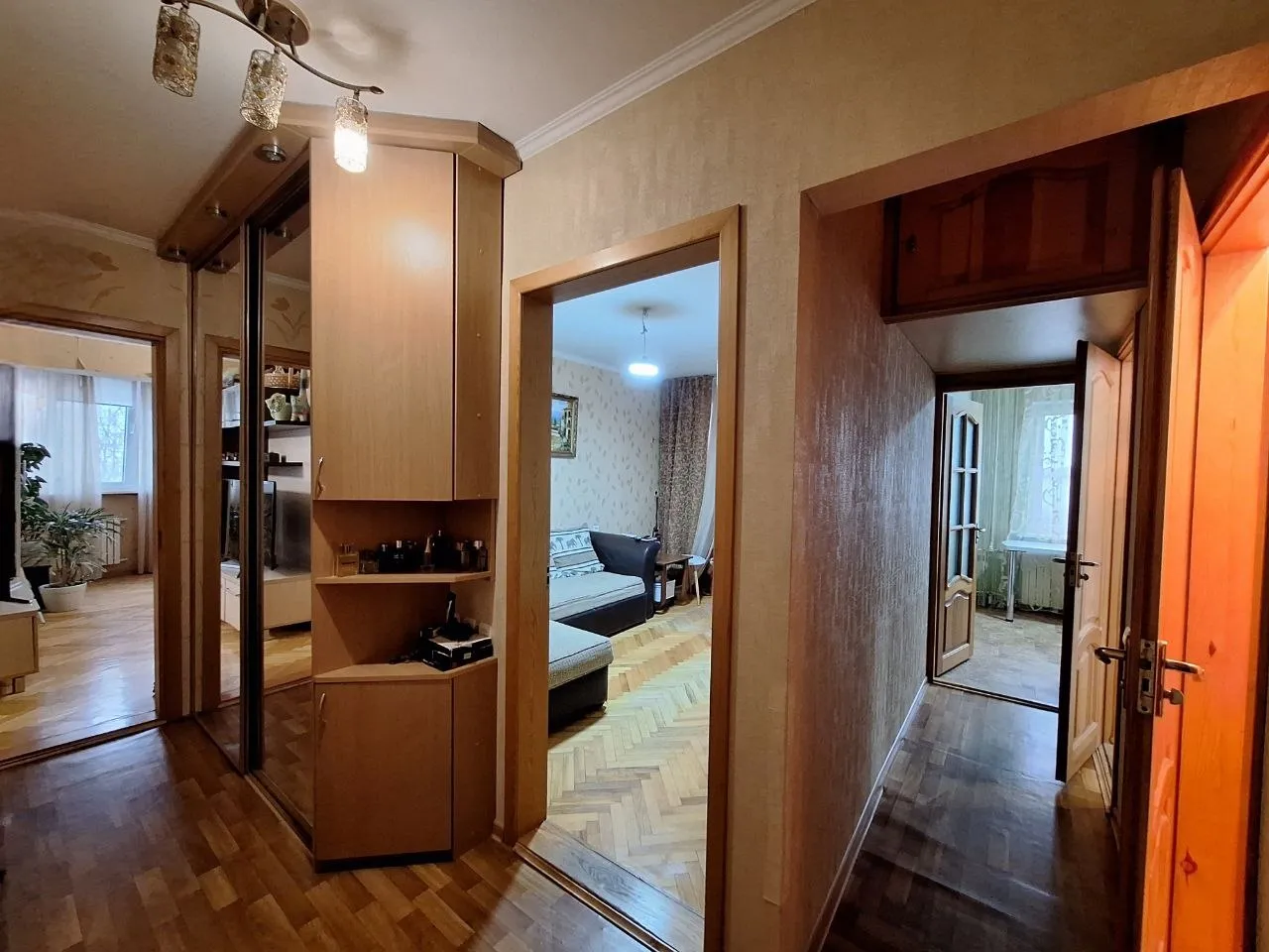 Chișinău Botanica bd. Dacia 8