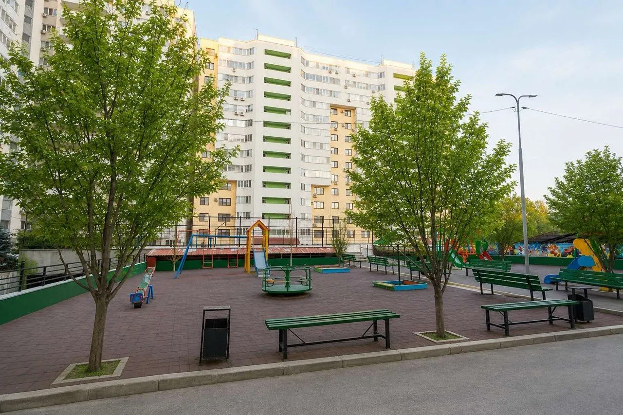Chișinău Botanica bd. Cuza Vodă 14