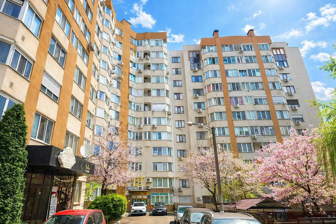 Chișinău Ciocana bd. Mircea cel Bătrân 7