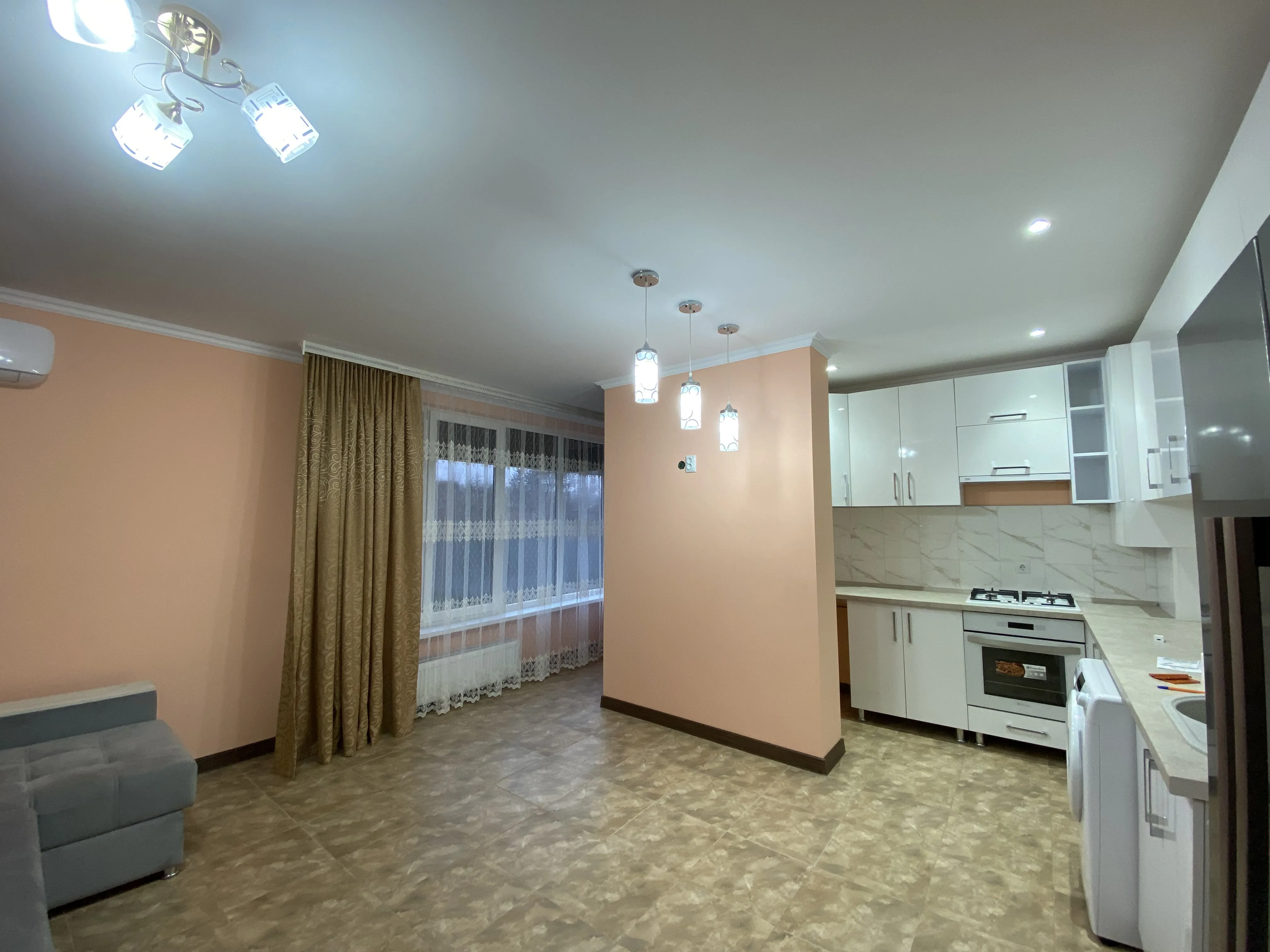 Orhei, Centru str. Constantin Stamati 4