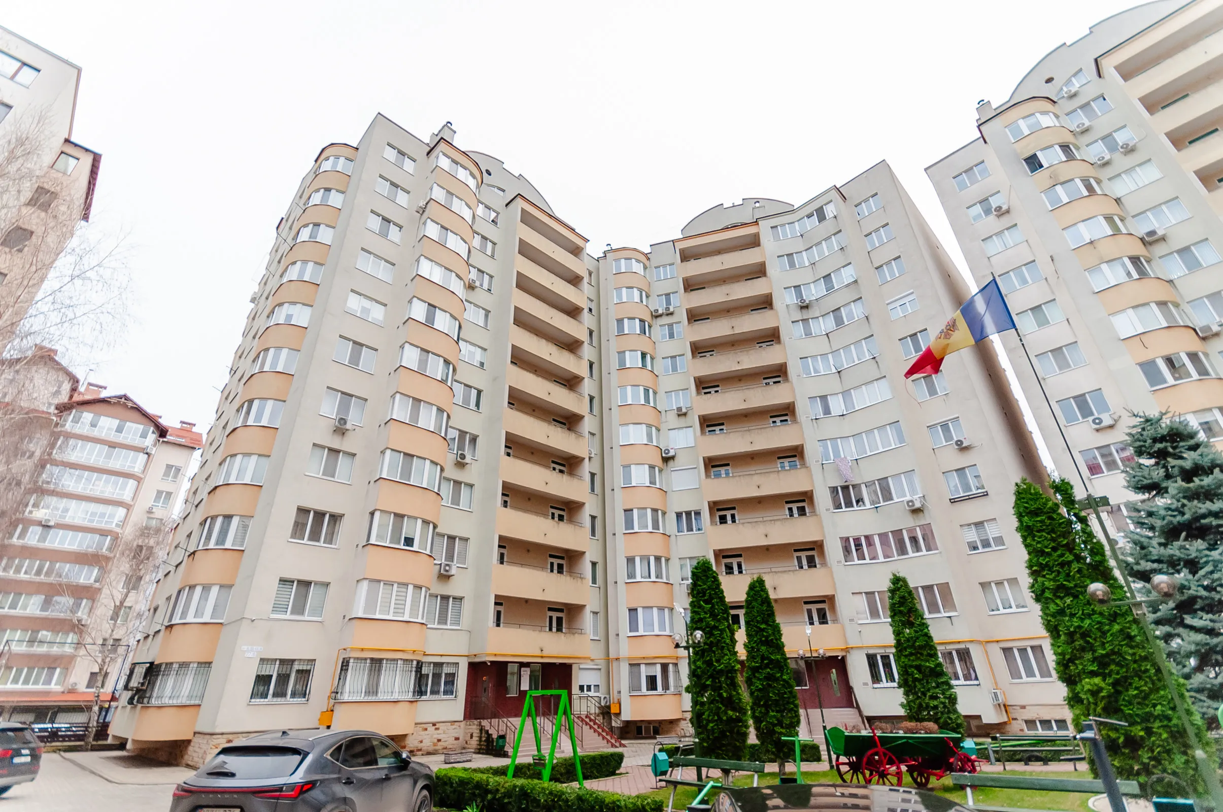 Chișinău Buiucani str. Alba Iulia 15