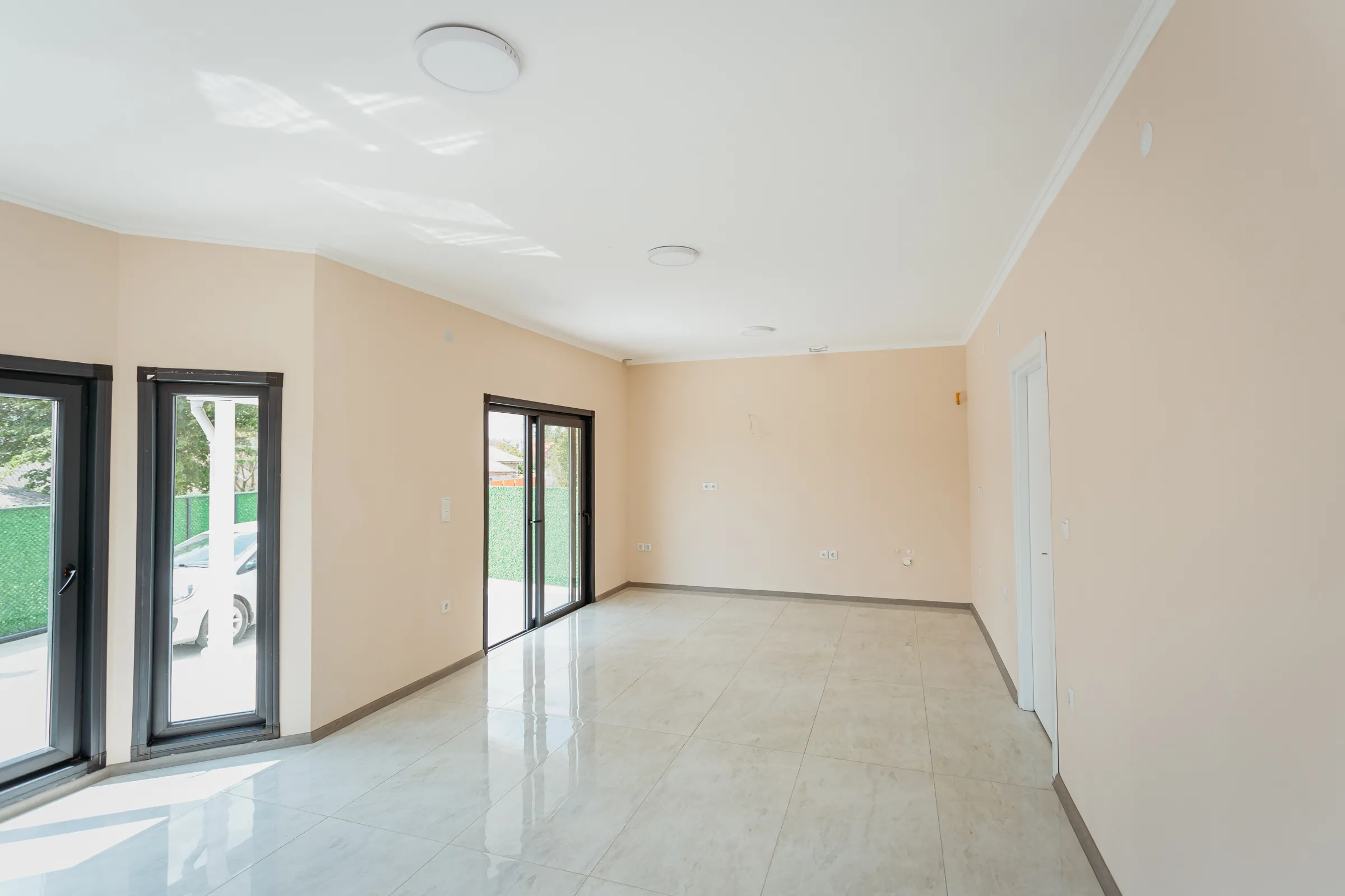 Ialoveni Nimoreni str. Codrilor 3