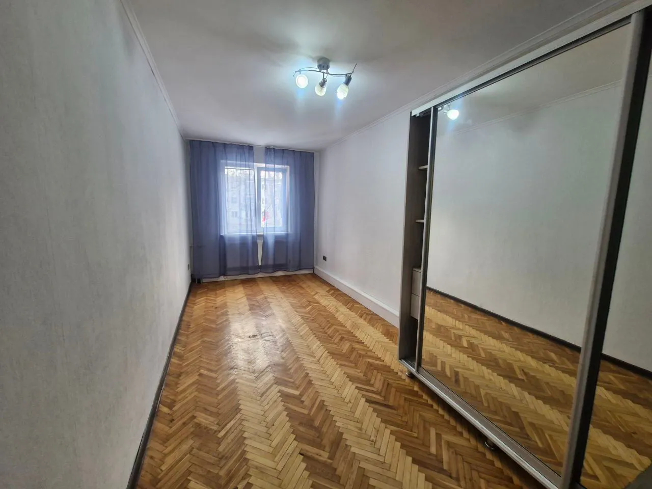 Chișinău Botanica str. Nicolai Zelinski 4