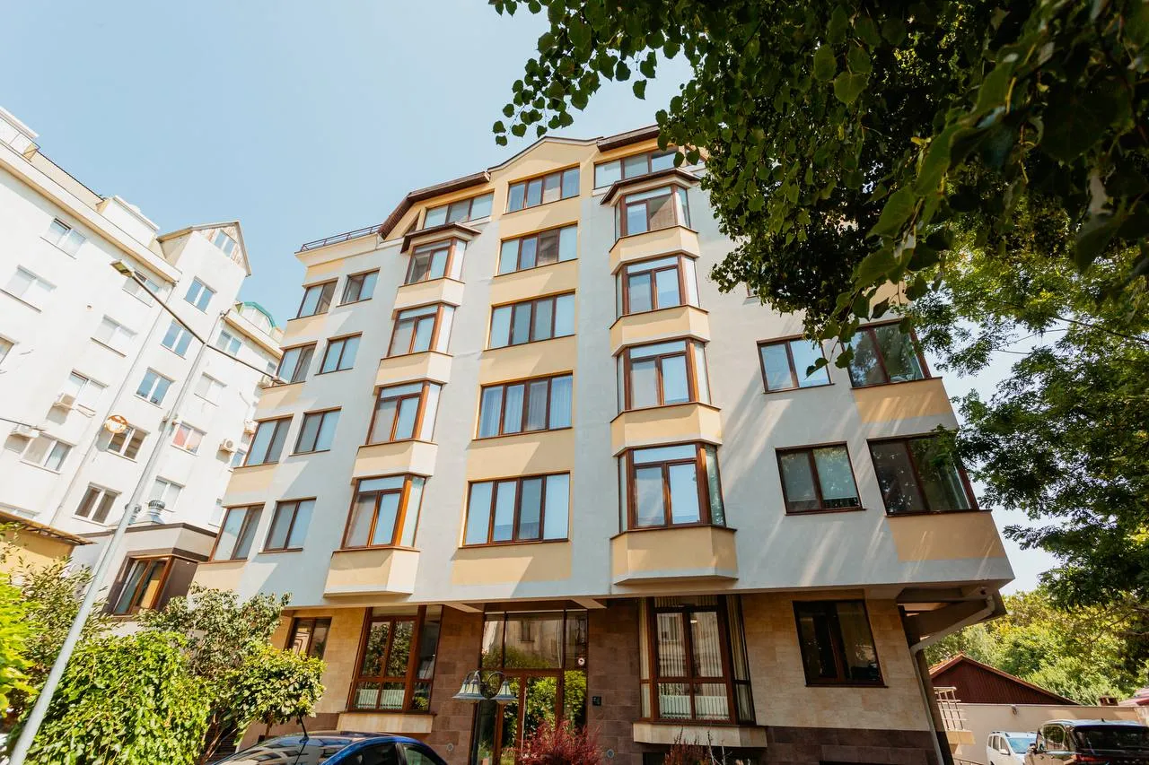 Chișinău Centru str. Vlaicu Pârcălab 8