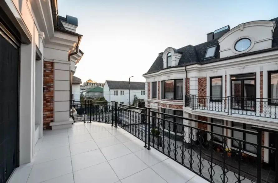 Chișinău Buiucani str. Alexandru Donici 27