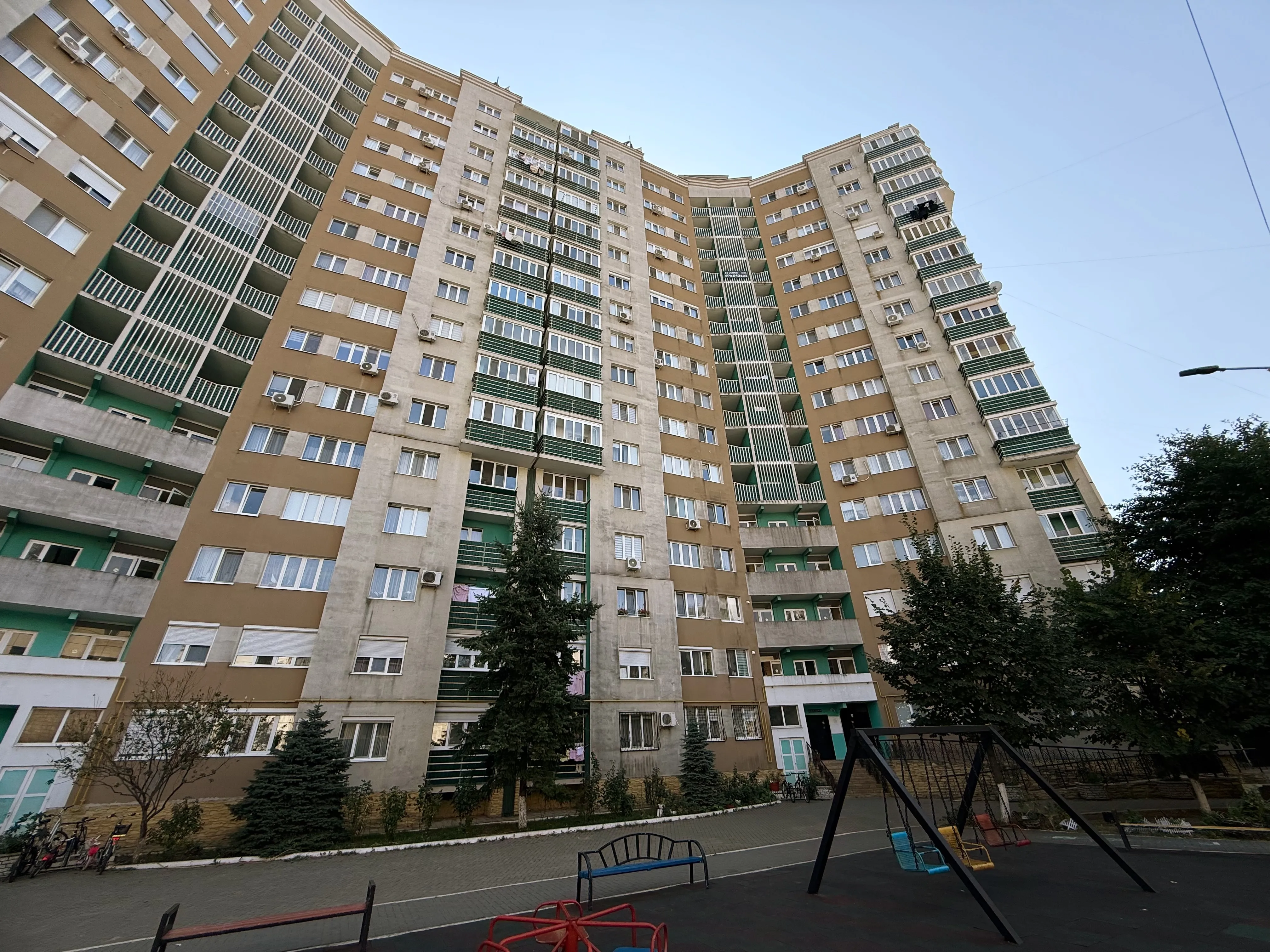 Chişinău Ciocana str. Ion Dumeniuc 10